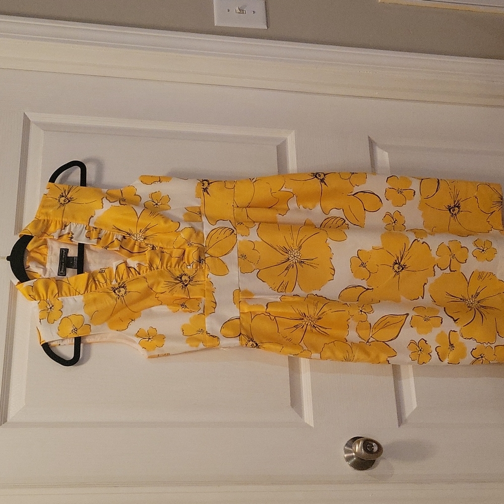 Jessica Howard Yellow and White Floral Ruffle Sheath Dress